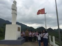 Gìn giữ tượng đài Bác Hồ trên quê hương Yên Sơn