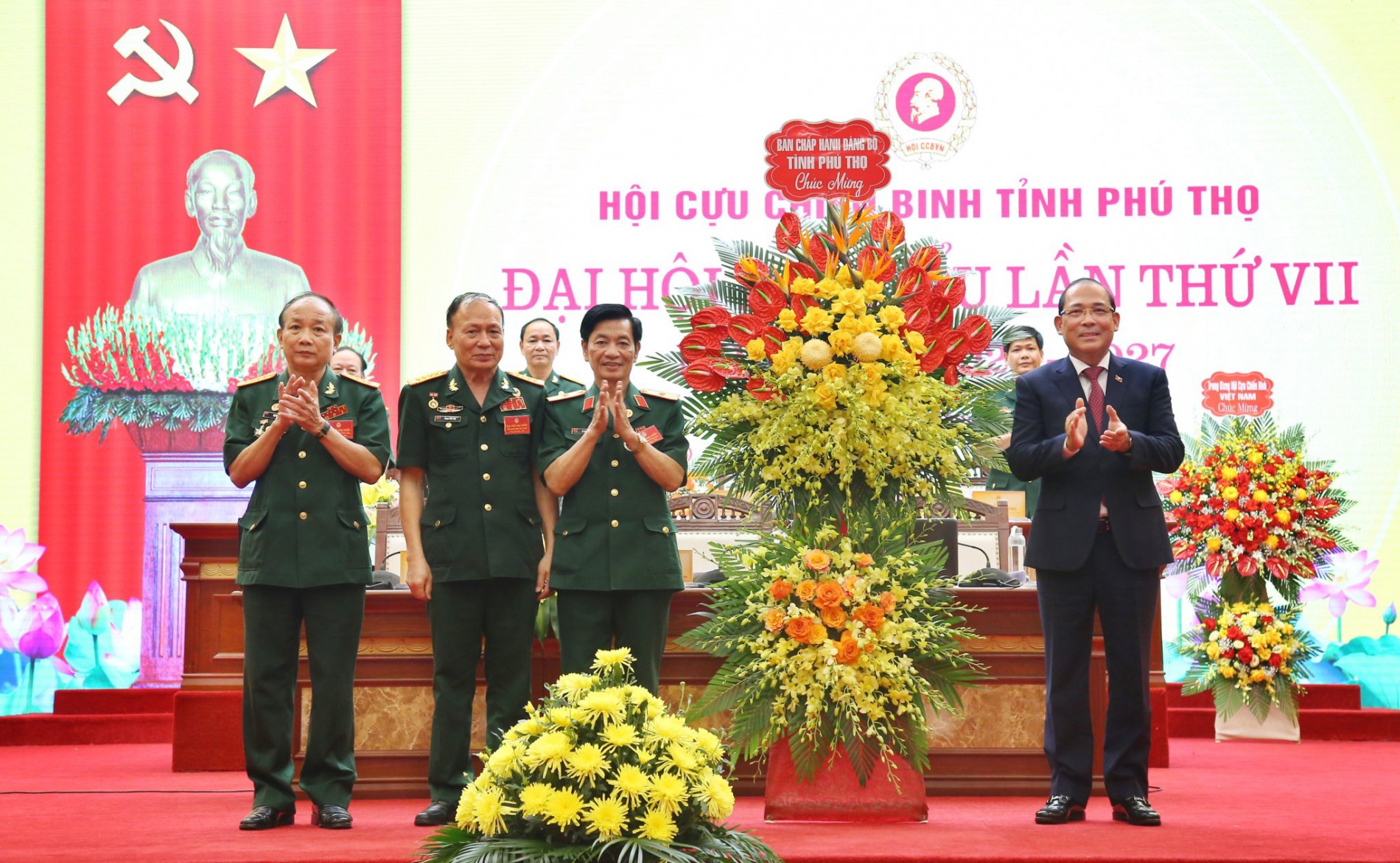 dc_hoang_cong_thuy_tang_hoa