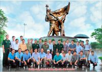 Hội cựu chiến binh Công ty Supe Lâm Thao thăm lại chiến trường xưa